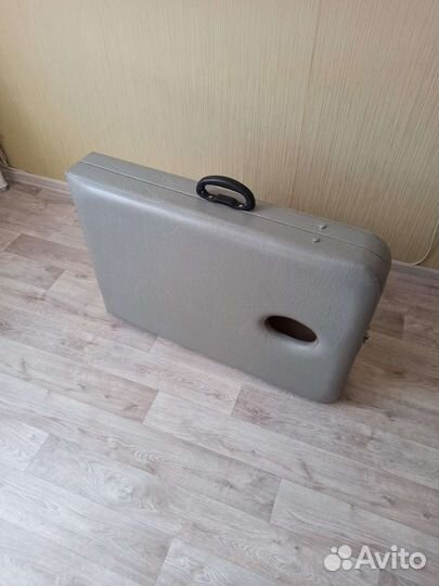 Массажный стол, косметологическая кушетка