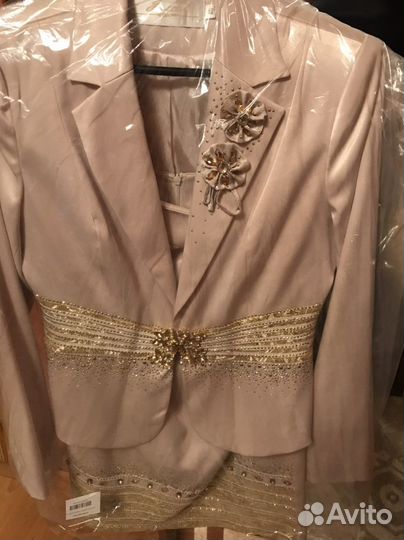 Костюм пиджак и юбка