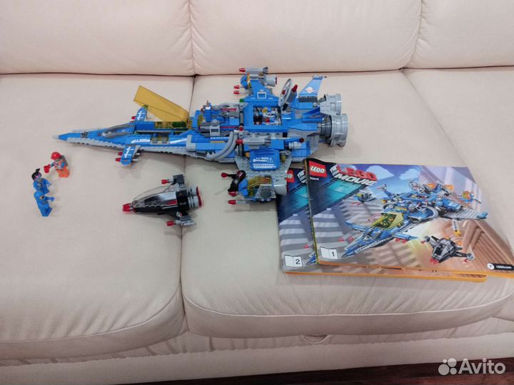 Lego movie 70816 Космический корабль Бенни