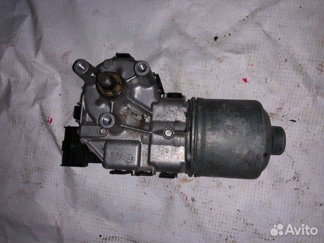 Мотор стеклоочистителя Renault Logan (2004-2015)