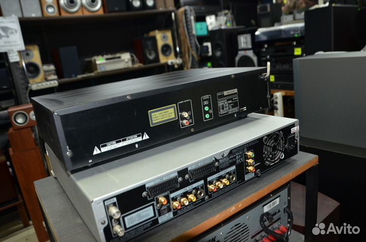 Sony DVD-Recorder RDR-GX700 + CD Kenwood DP-2060