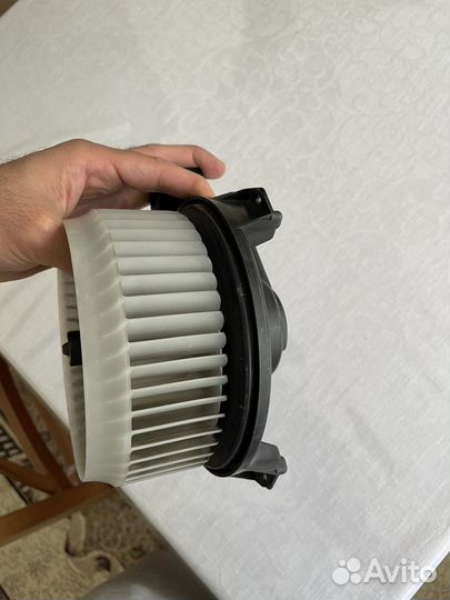 Моторчик печки Toyota