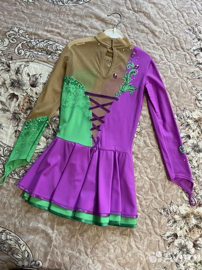 Костюм для фигурного катания