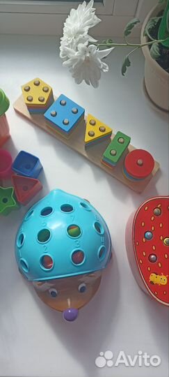 Развивающие игрушки пакетом