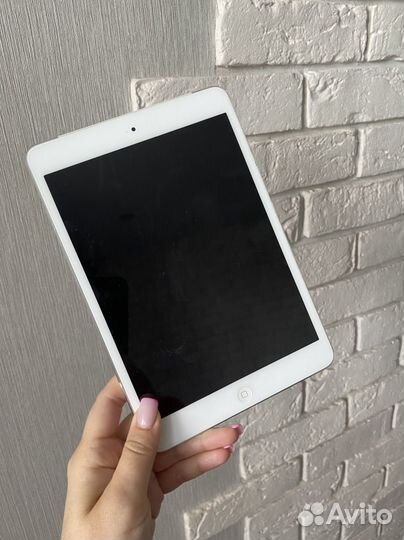 Планшет Apple iPad mini 16Gb Wi-Fi + Cellular