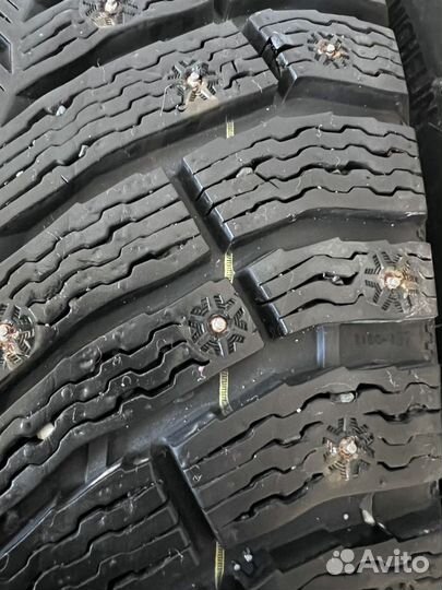 Michelin X-Ice North 4 SUV 235/55 R19 105T