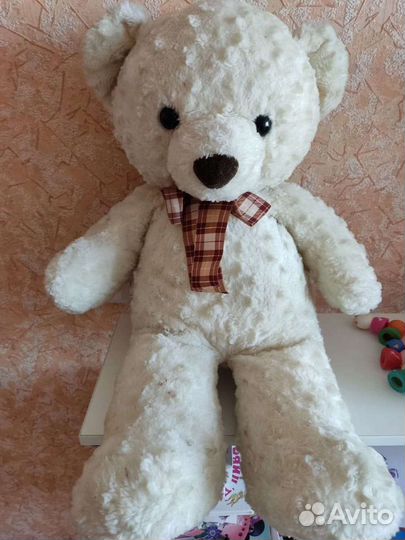 Плюшевый медведь