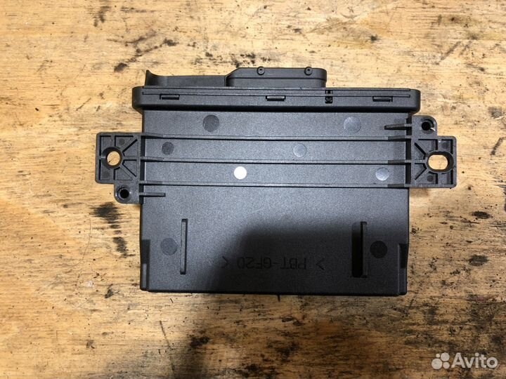 Блок управления бортовой сетью Audi A6 C6