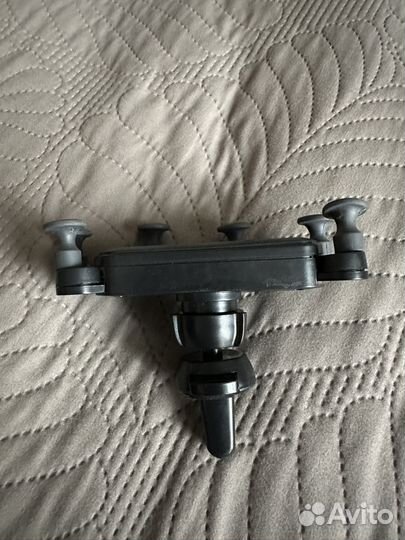 Держатель для телефона в автомобиль