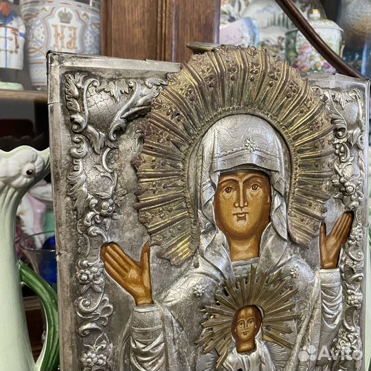 Икона Знамение в шикарном окладе