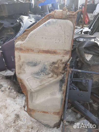 Бензобак Daewoo Nexia