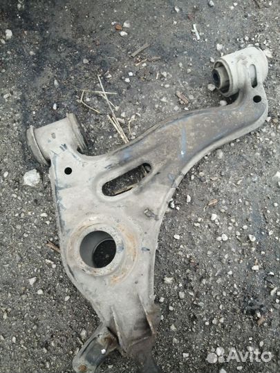 Рычаг передний левый Mercedes-Benz w202/w208/w210