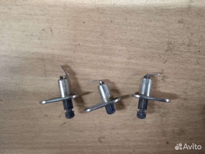 Концевой выключатель к-кт. BMW E28 бмв 5 E28