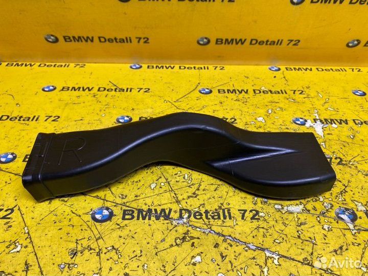 Воздуховод правый Bmw 7 E65 N62B44 2004