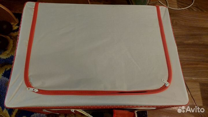 Коробка для хранения вещей