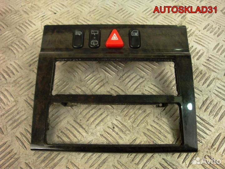 Рамка магнитолы Mercedes Benz W210 A2106830508