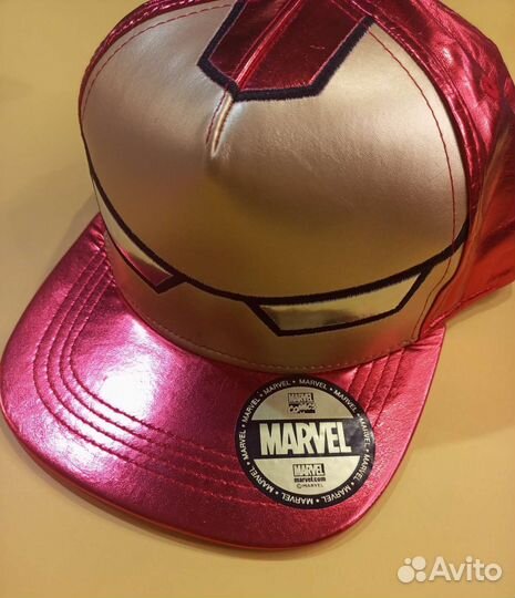 Бейсболка новая Marvel