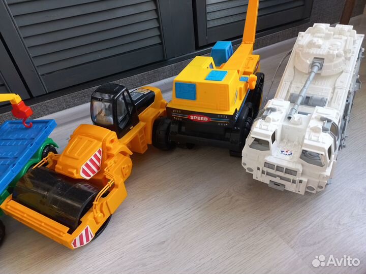 Игрушки машина большая