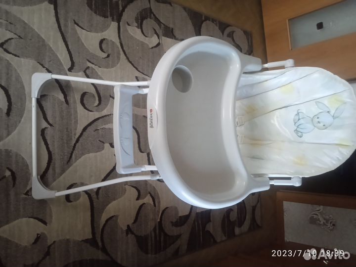 Продам стульчик для кормления