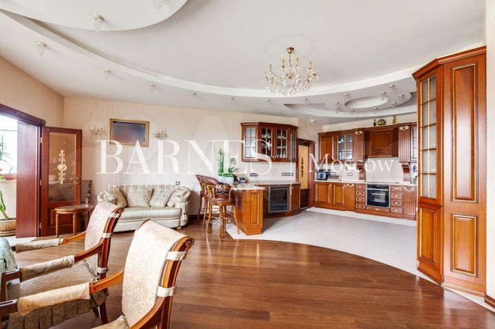 7-к. квартира, 420 м², 13/15 эт.