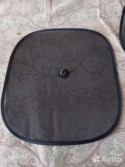 Солнцезащитные автомобильные шторки на присосках