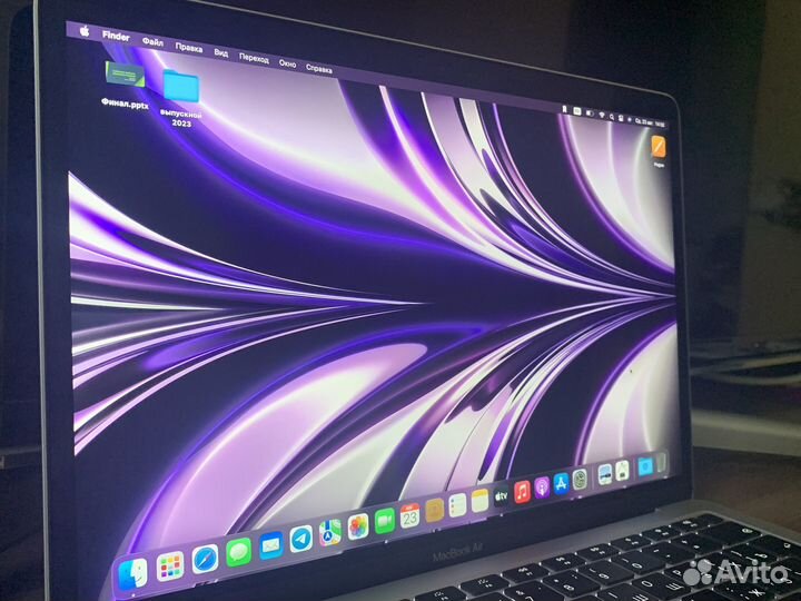 MacBook Air 13 2020 i5 512gb