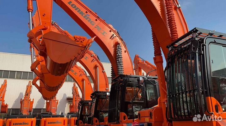Гусеничный экскаватор Lonking CDM6550, 2023