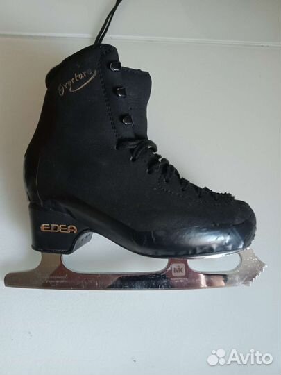 Фигурные коньки edea 210