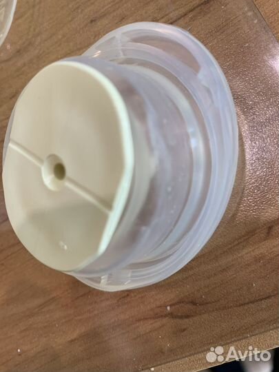 Молокоотсос medela ручной