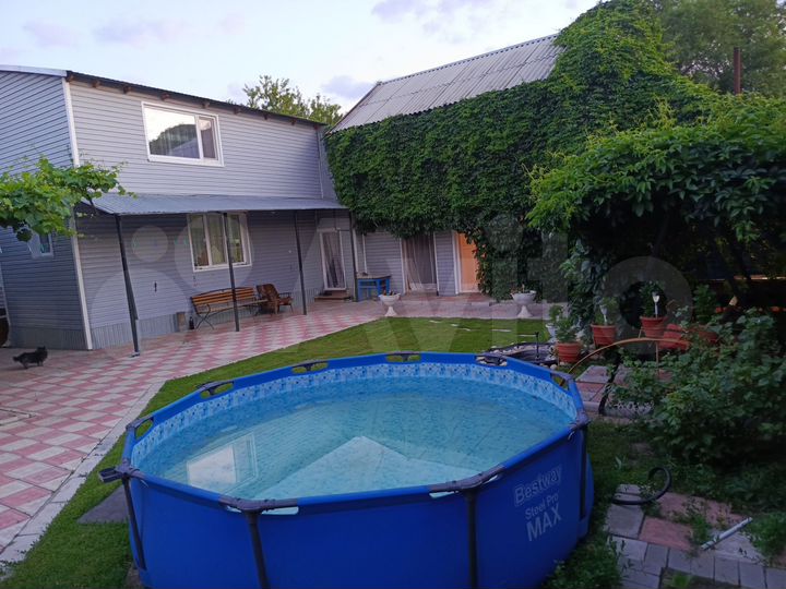 Комната 20 м² в 3-к., 1/2 эт.