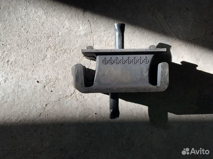 Подушка двигателя для Мазда вт 50