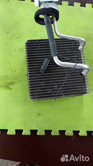 Радиатор кондиционера салонный Киа спектра