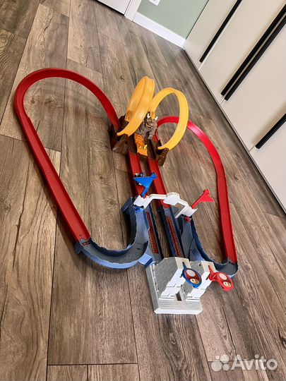 Hot wheels трэк Mario