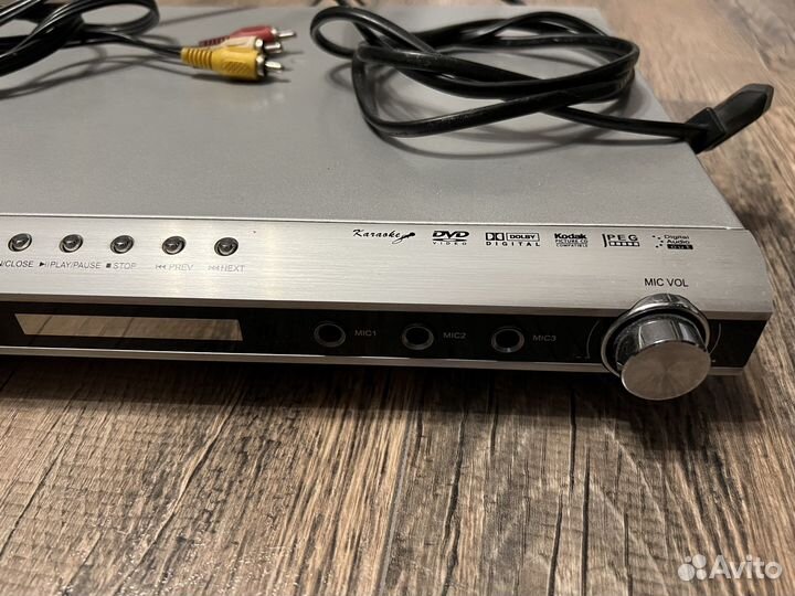 DVD плеер Vitek