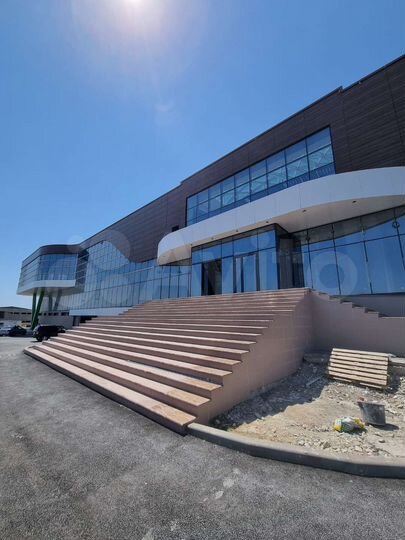 Свободного назначения, 2500 м²