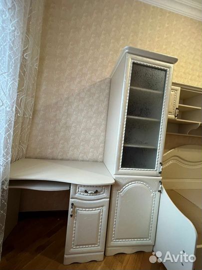 Спальный гарнитур в детскую бу