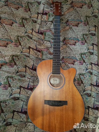 Акустическая гитара