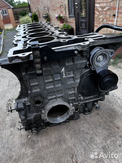 Блок гильзованный N52B30