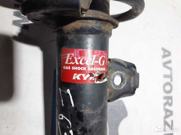 Стойка амортизатора передняя правая Bmw 3 E90