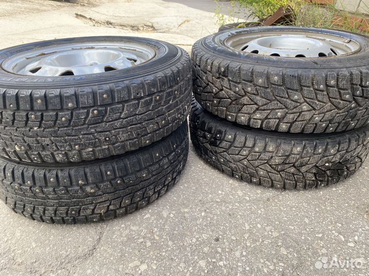 Колеса в сборе зимние шипованые 175 70 14