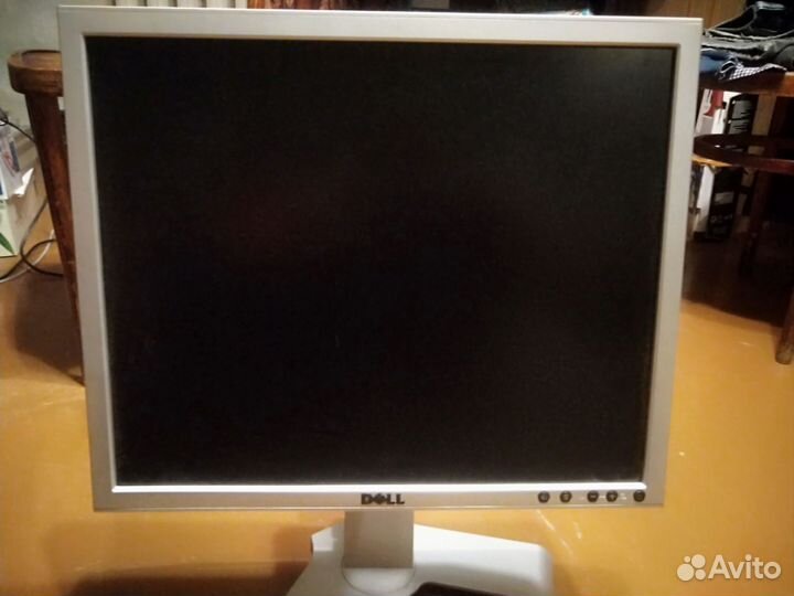 Монитор dell 20