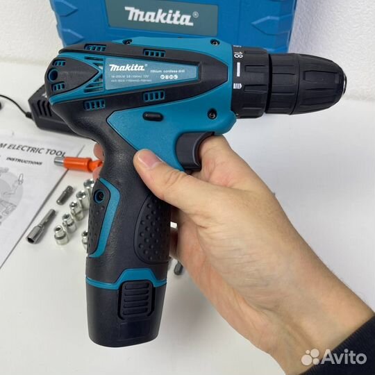 Шуруповерт Makita 12v