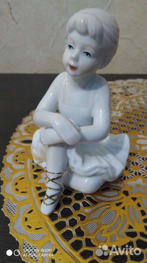 Фарфоровые статуэтки