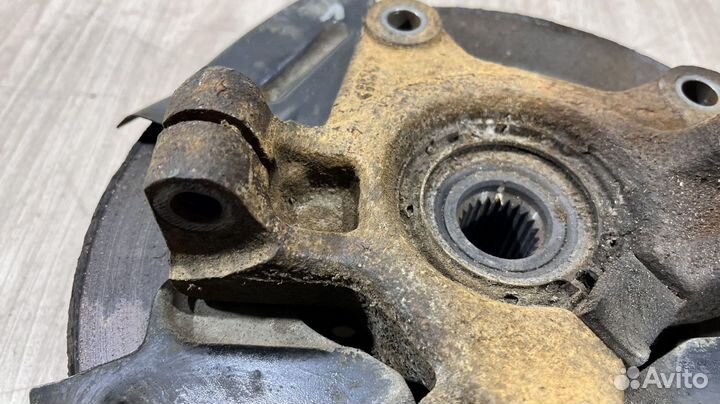 Кулак передний правый ваз (LADA) Largus I (2012—20