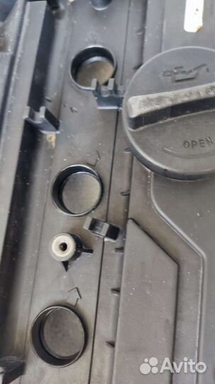 Клапанная крышка