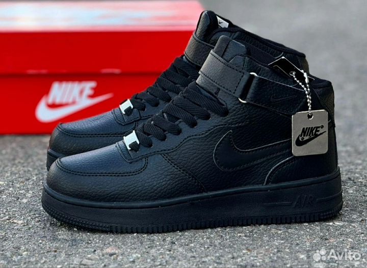 Кроссовки зима