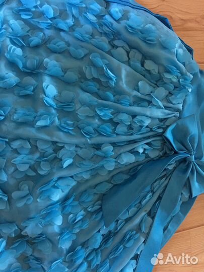 Шикарное платье для ваших принцесс рост 130