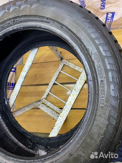 Bridgestone Ice Cruiser 5000 215/55 R16