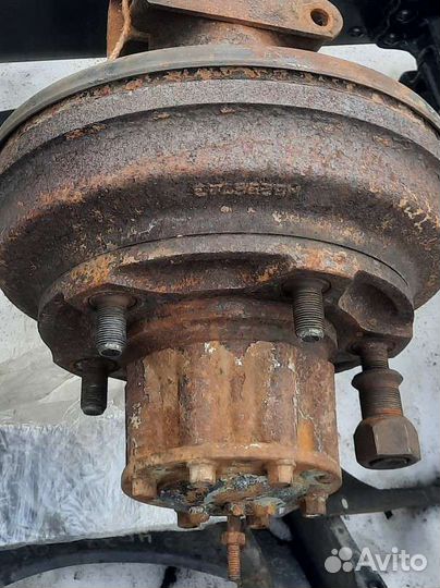 Задняя ступица Mitsubishi Canter fe638 4d35