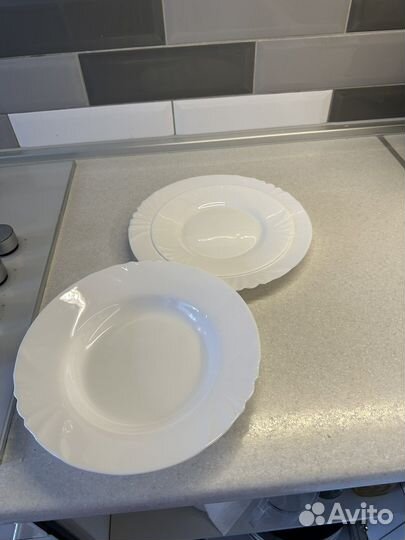 Набор тарелок почти новые